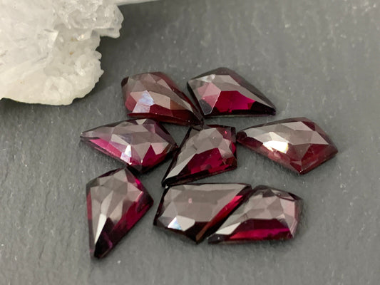 Faceted Garnet Kite 8x12mm cabochon