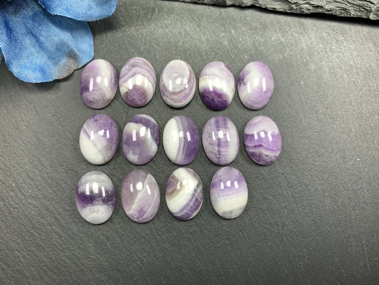 Amethyst oval 12x16mm cabochon - Calibrated cabochons