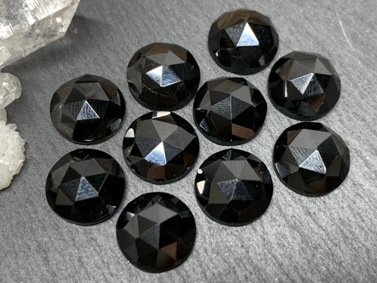 Faceted Black Spinel round 10mm cabochon - Calibrated cabochons