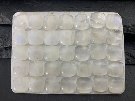 Rainbow Moonstone square cushion 10mm cabochon - Calibrated cabochons