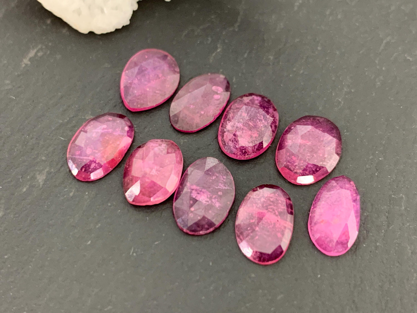 Faceted Sapphire oval 9-10mm long cabochon