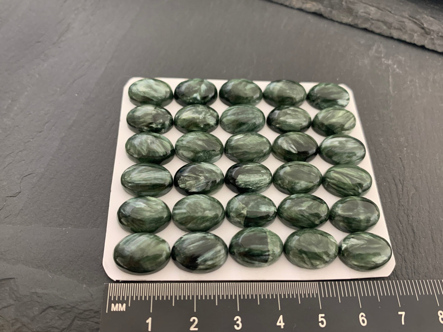 Seraphinite oval 10x14mm cabochon - Calibrated cabochons