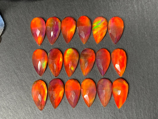 Faceted Aurora Opal pear 8x16mm cabochon - Doublet cabochons