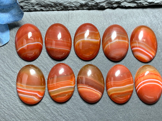 Red Agate pear 18x25mm cabochon - Calibrated cabochons