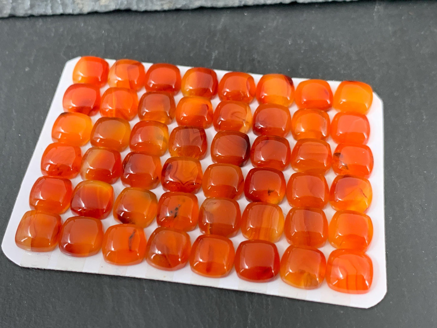Carnelian square cushion 8mm cabochon - Calibrated cabochons