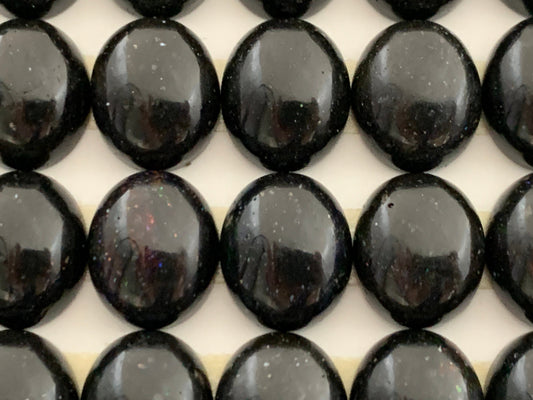 Black Andamooka Opal oval 10x12mm cabochon - Matrix Australian Opal