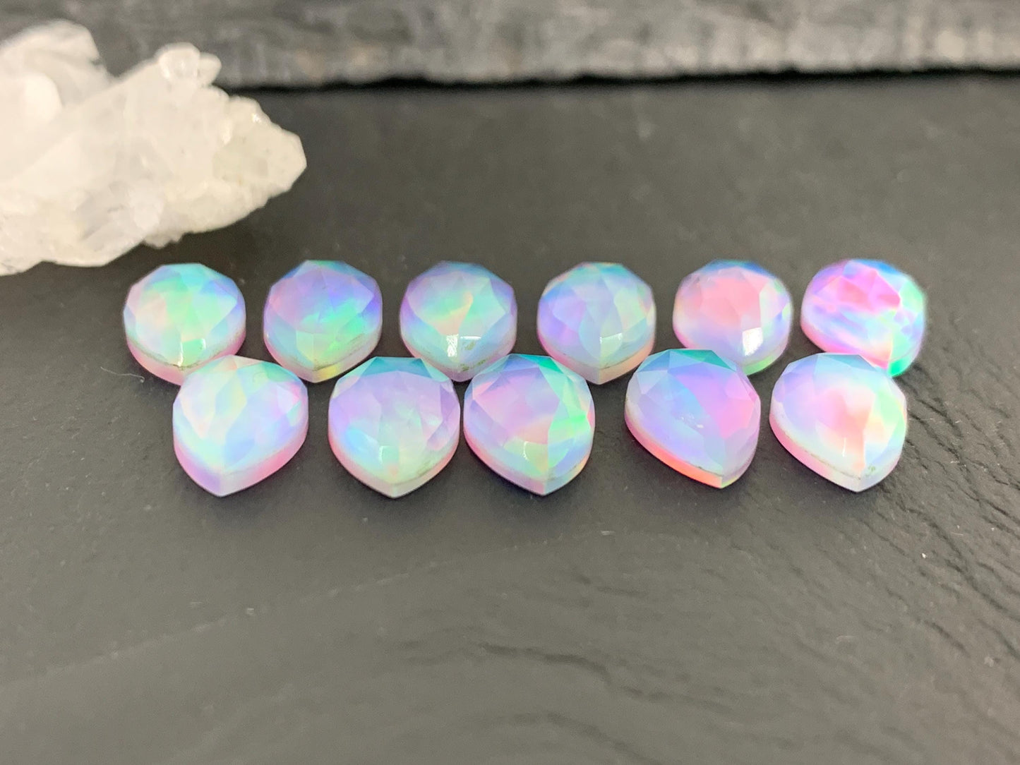 Faceted  Aurora Opal pear 8x12mm cabochon - Doublet cabochons - man made Opal