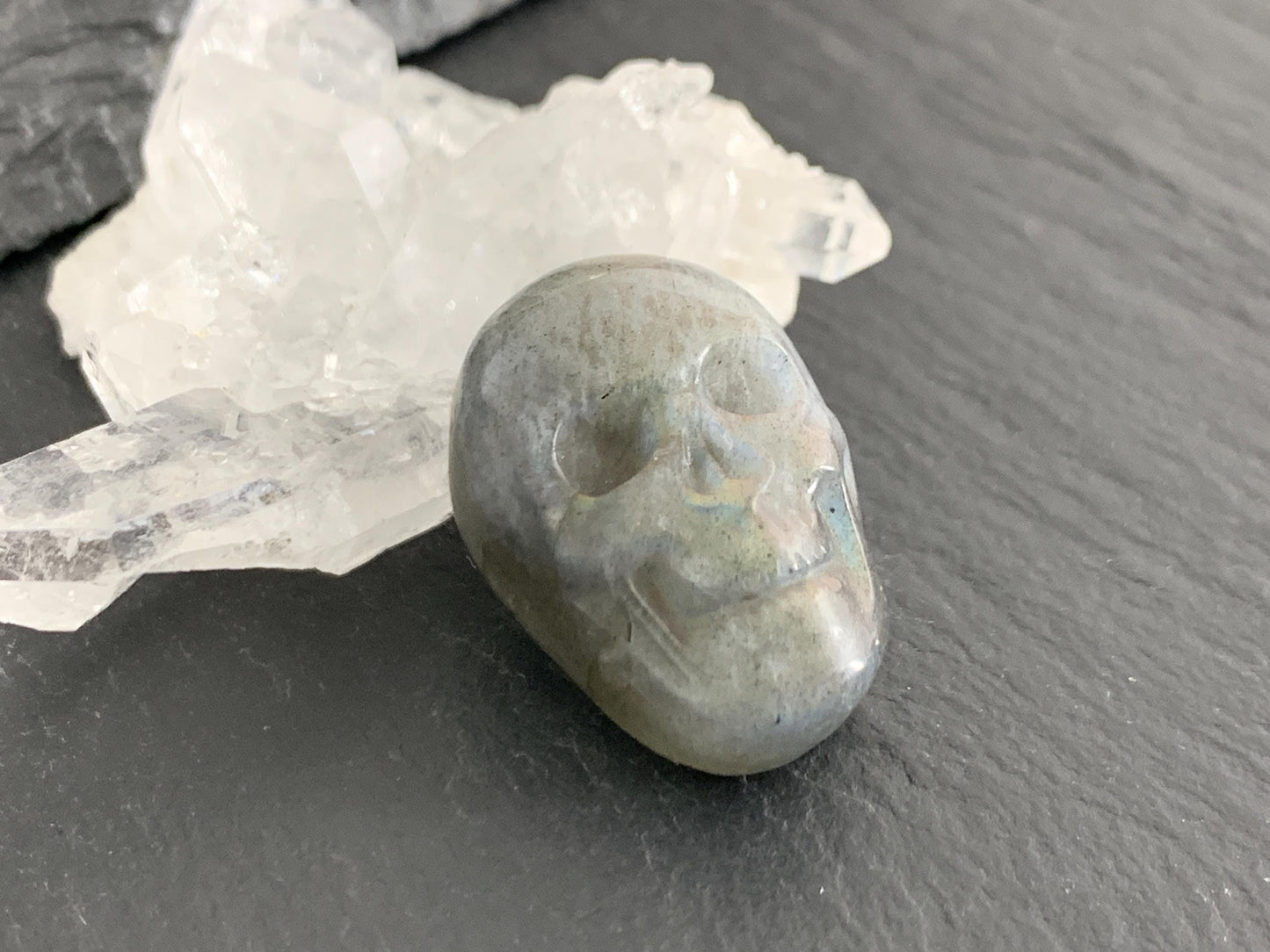 Labradorite Skull Cabochon 15x21mm, Labradorite Skull, Natural Gemstone, Halloween Jewelry, Handcrafted Accessory