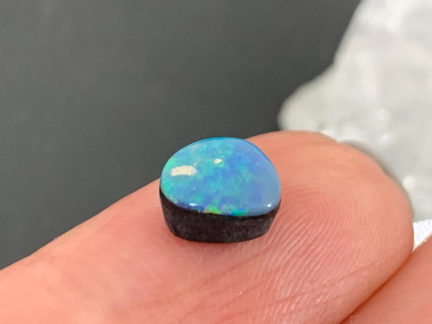 Australian Opal doublet 6x7x3mm cabochon