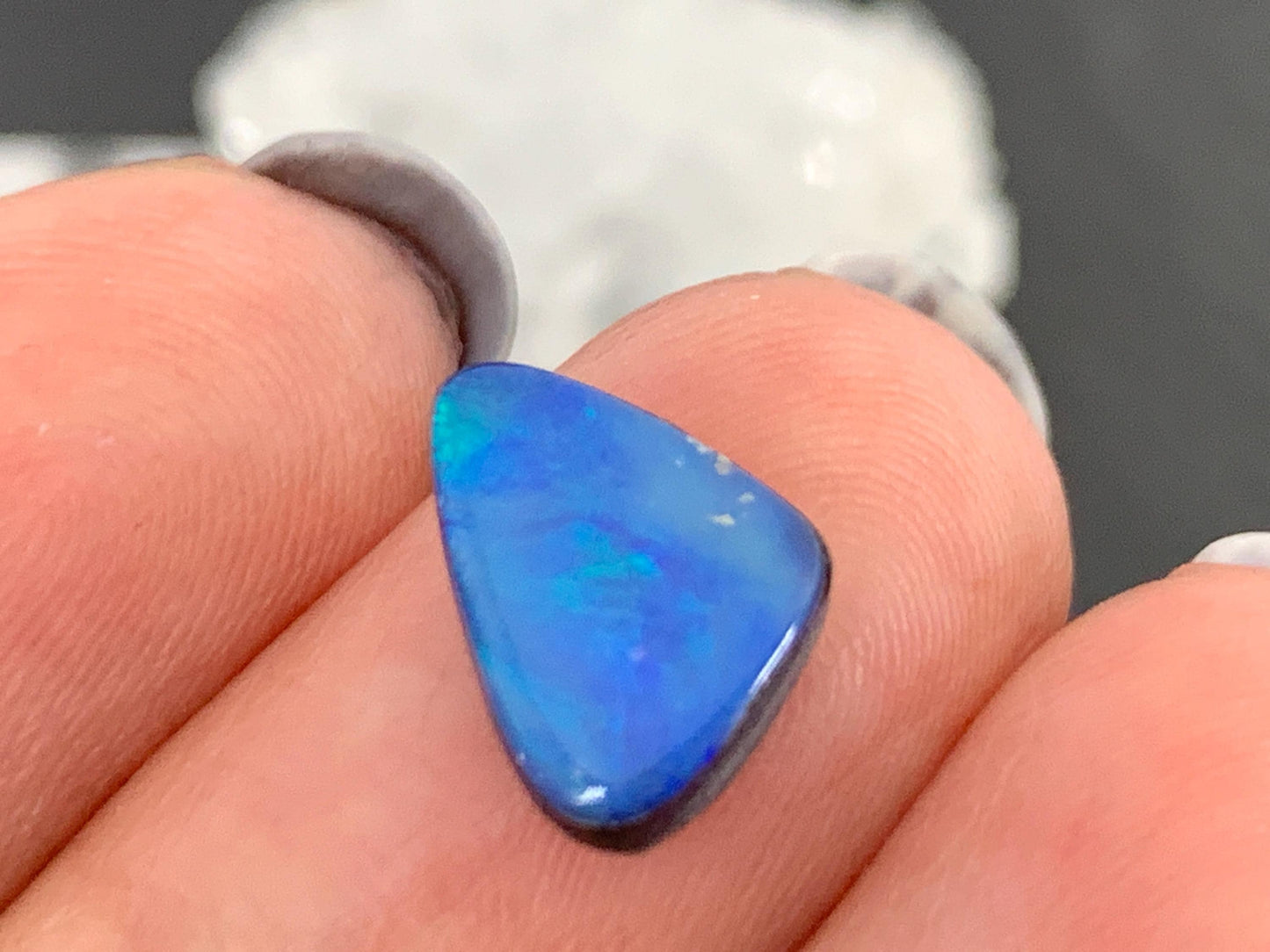 Australian Opal Doublet 8x11x3mm cabochon