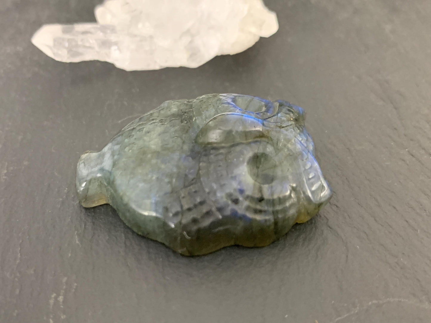 Labradorite owl 28x36mm cabochon carving