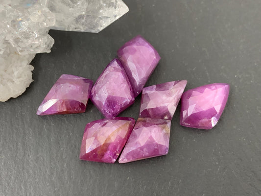 Damaged- discounted faceted Silky Star Sapphire kite 8x12mm cabochon/ lot 7 pieces