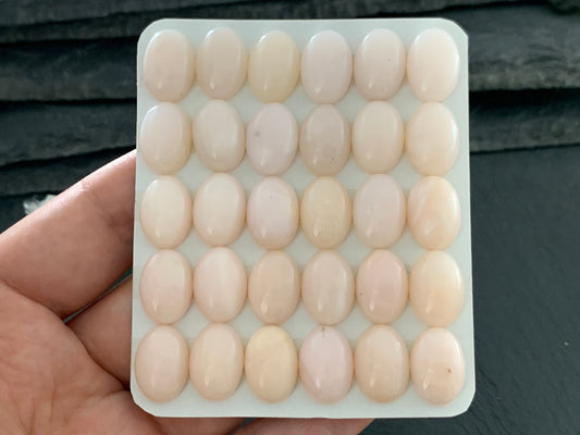 Pink Opal oval 10x14mm cabochon - Calibrated cabochons