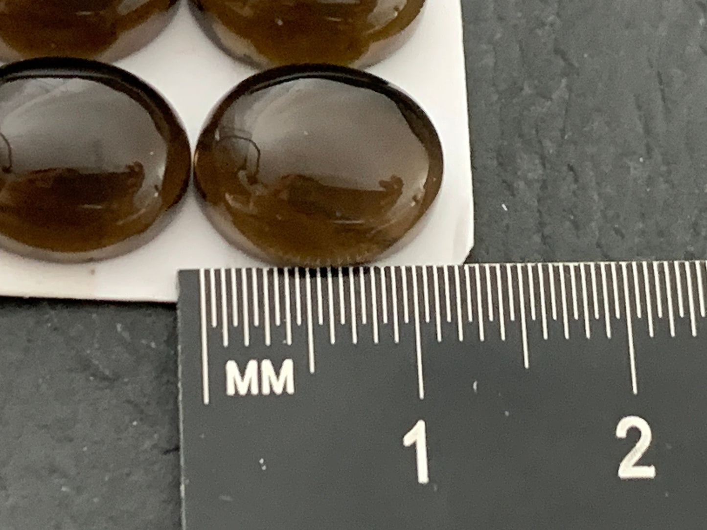 Smokey Quartz oval 10x12mm cabochon - Calibrated cabochons   es