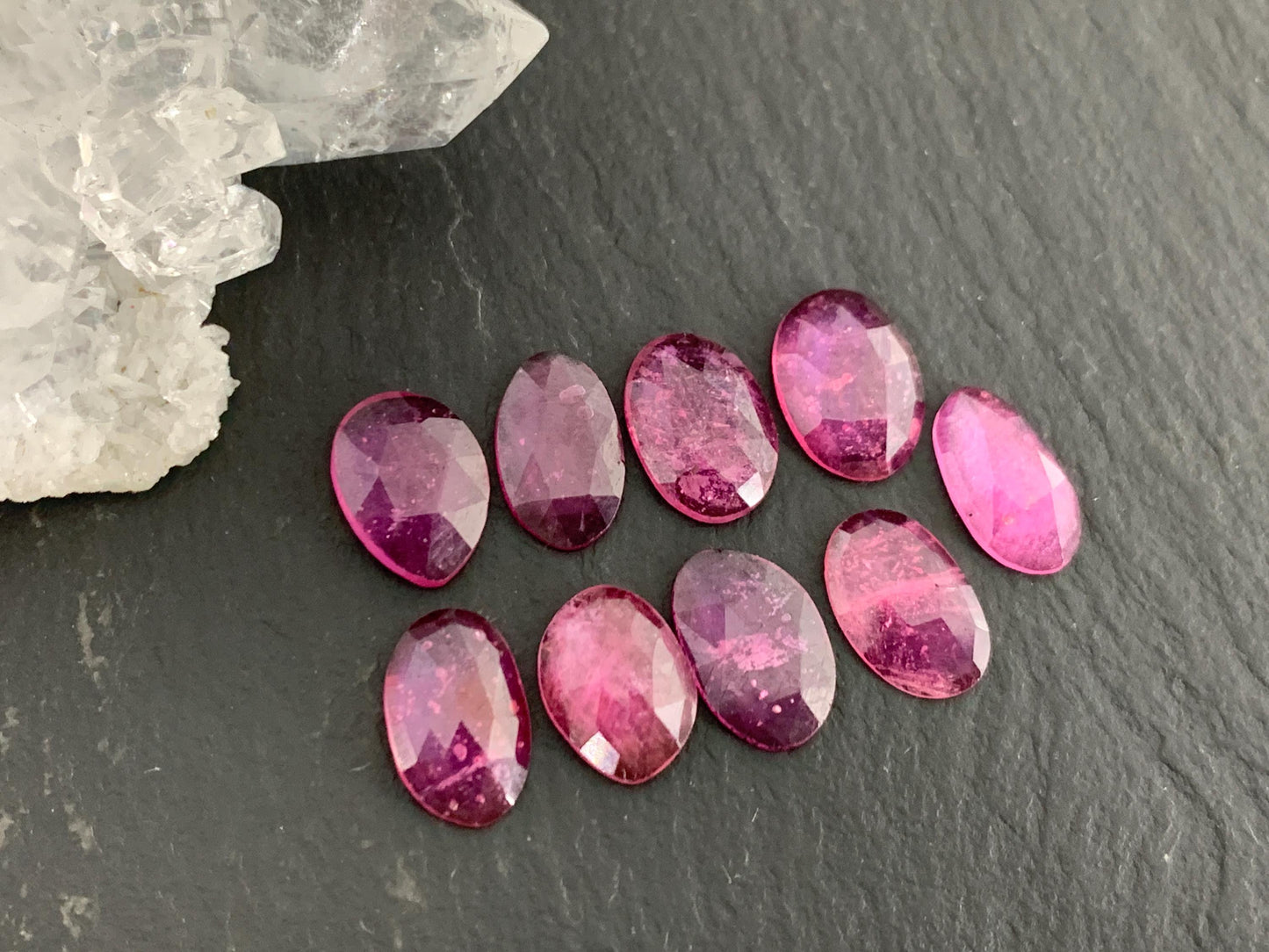 Faceted Sapphire oval 9-10mm long cabochon