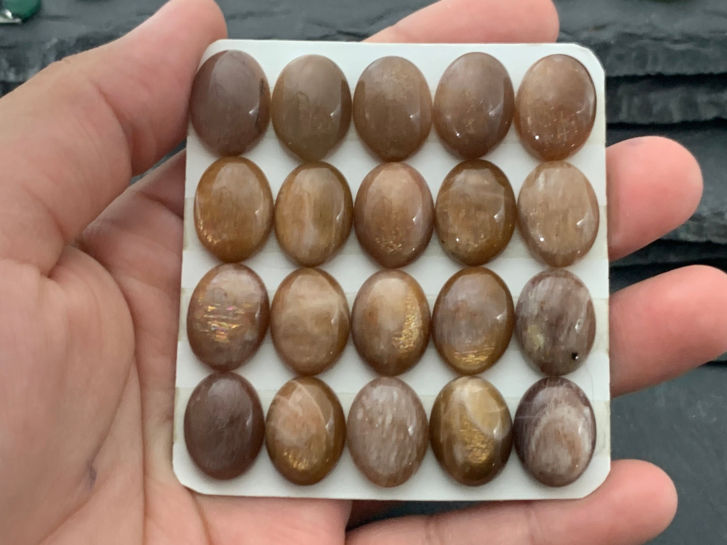 Gold Sunstone oval 12x16mm cabochon - Calibrated cabochons
