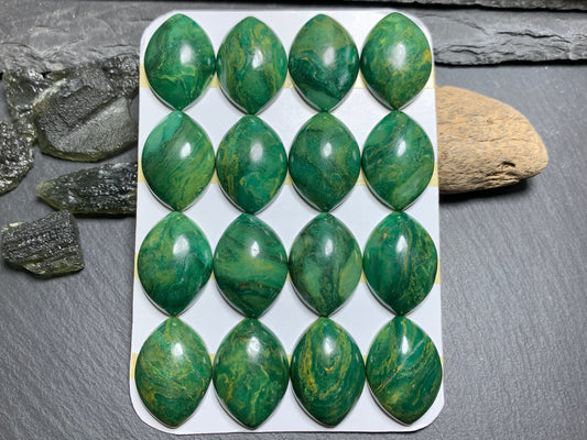 African Jade marquise 18x25mm cabochon - Calibrated Cabochons