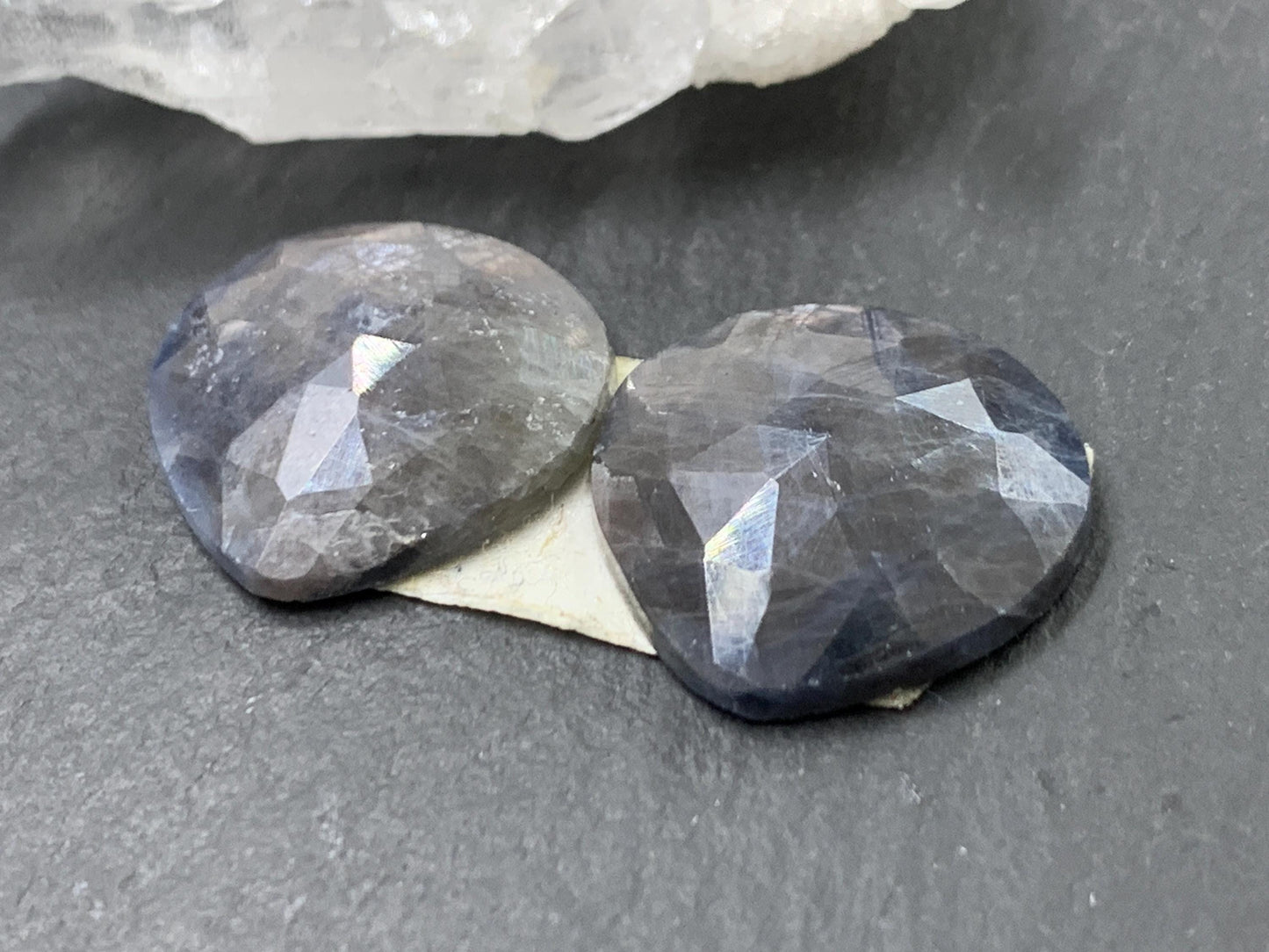 Faceted Star Sapphire pair 17x17mm cabochon - Sapphire pairs