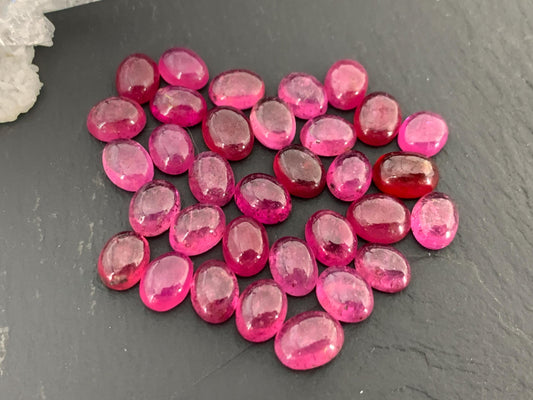 Thailand Pink Sapphire oval 7-10mm long cabochon