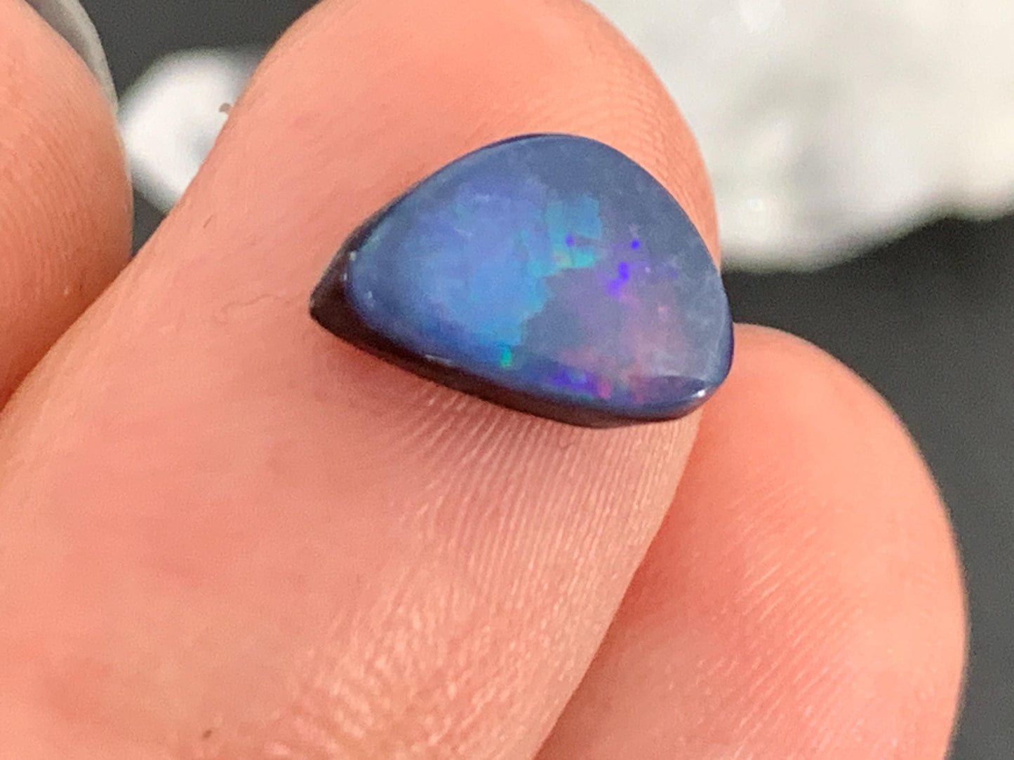 Australian Opal doublet 6x9x3mm cabochon