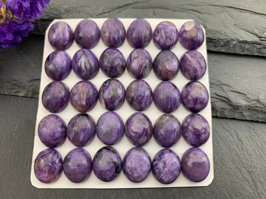 Charoite oval 10x12mm cabochon - Calibrated cabochons
