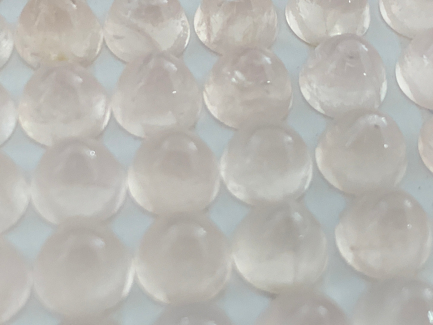Rose Quartz bullet dome round 8mm cabochon - Calibrated cabochons
