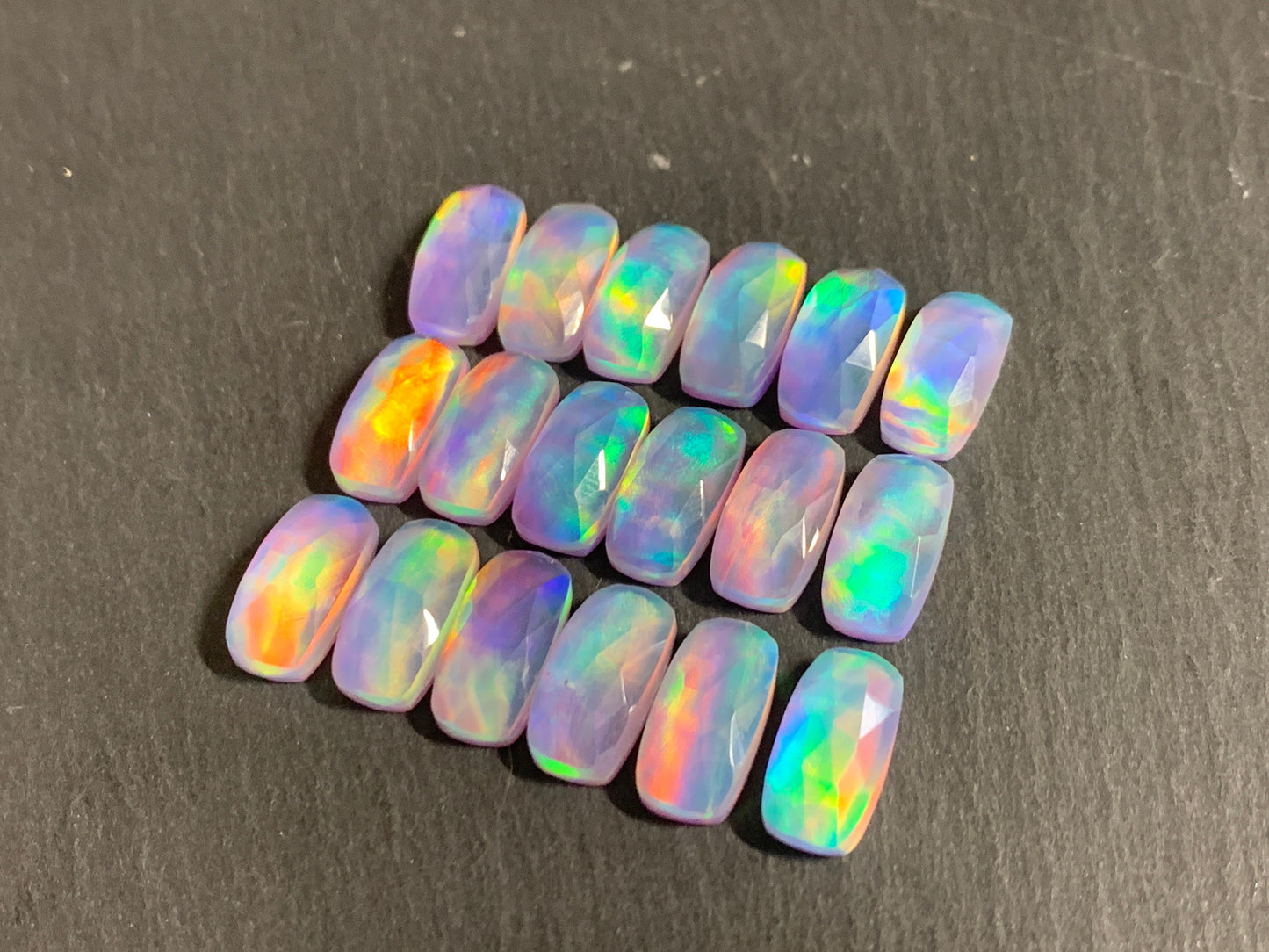 Faceted Aurora Opal oval 7x14mm cabochon - Doublet cabochons