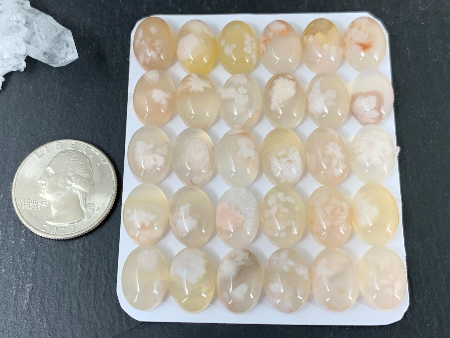 Flower Agate oval 10x14mm cabochon - Calibrated cabochons