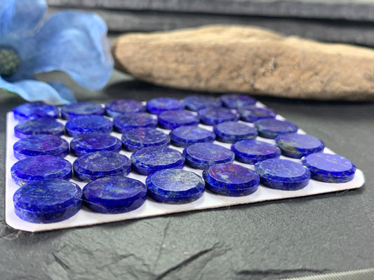 Flat Lapis Lazuli round 12mm cabochon with faceted edge - calibrated cabochons