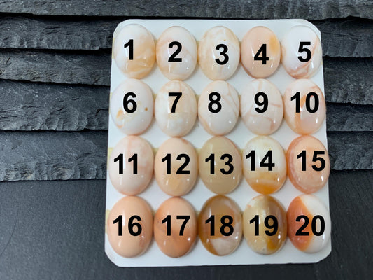 Mexican Opal oval 12x16mm cabochon - Calibrated cabochons