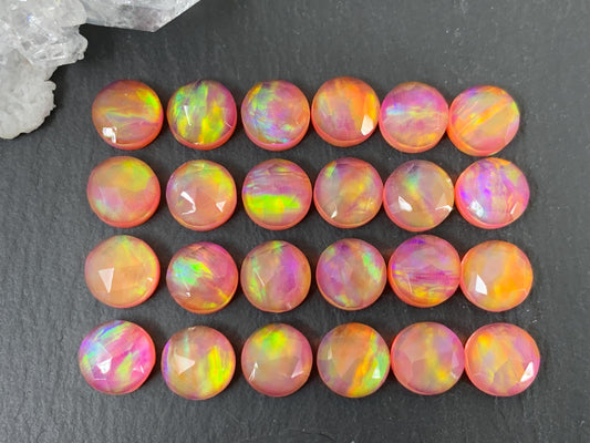 Aurora Opal round 8mm cabochon - Doublet cabochons
