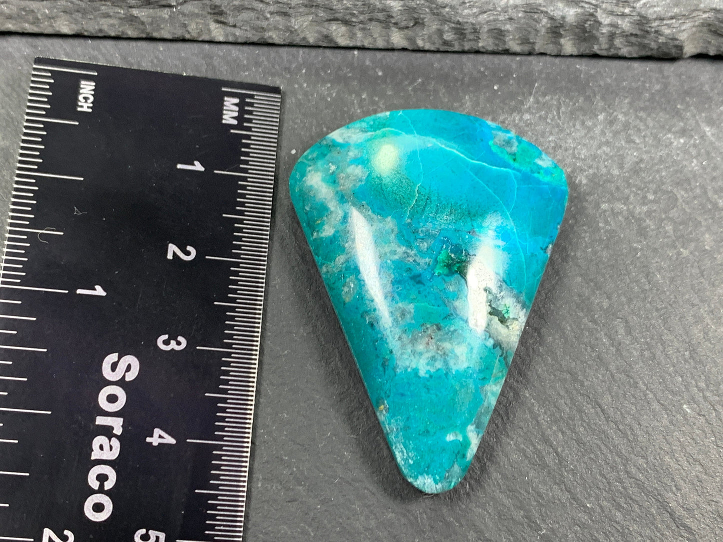 Chrysocolla 43x31x18mm cabochon (Peru)