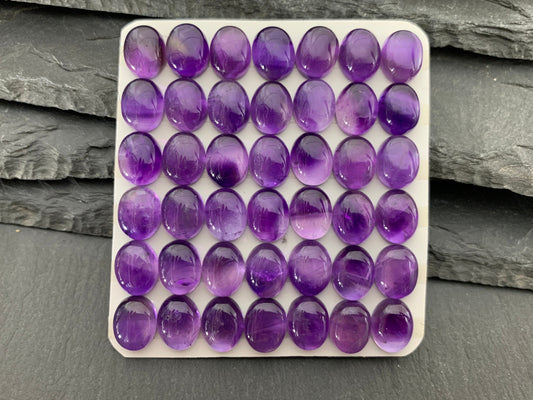 Amethyst oval 8x10mm cabochon - Calibrated cabochons