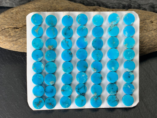 Flat Kingman Blue Turquoise round 6mm cabochon - Calibrated cabochons