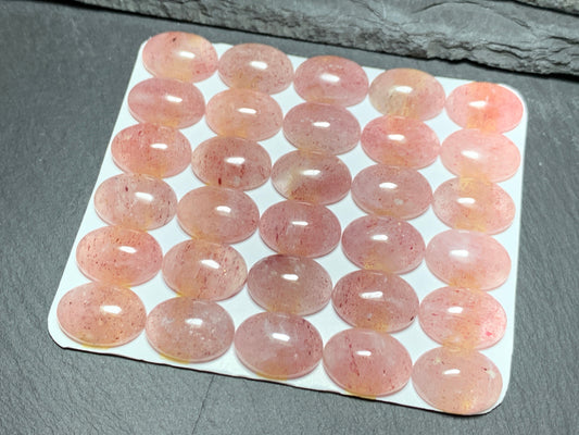 Strawberry Quartz Cabochon - Natural Oval 13x18mm Calibrated Gemstone