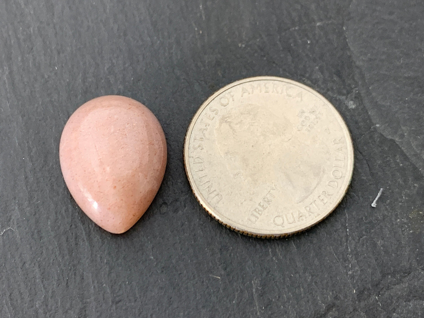 Pink Moonstone pear 15x20mm cabochon - Calibrated cabochons