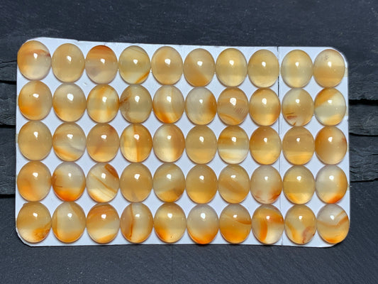 Carnelian oval 10x12mm cabochon - Calibrated cabochons