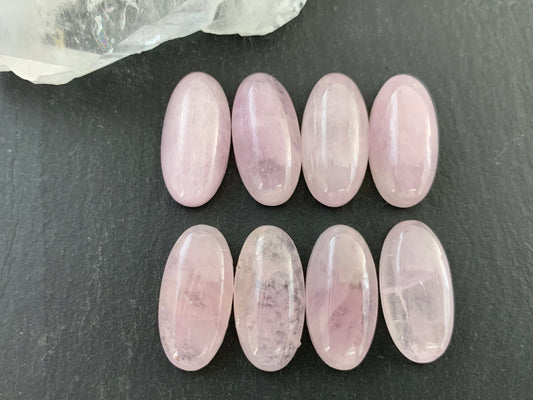 Kunzite oval 10x20mm cabochon - Calibrated cabochons