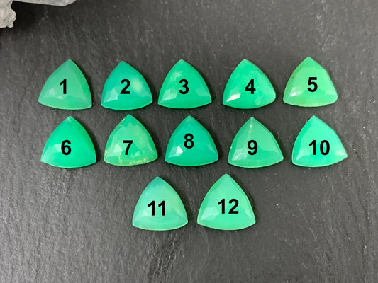 Faceted Chrysoprase trilangle 8mm cabochon