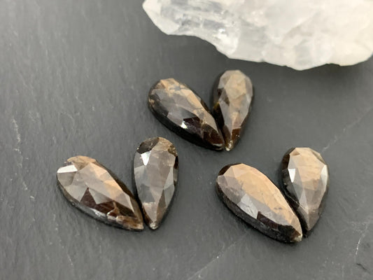 Faceted Star Sapphire pear 7x15mm cabochon - Pair of cabochons