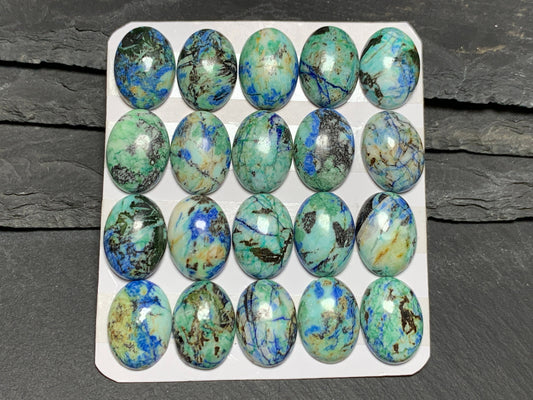 Azurite 13x18mm oval cabochon - Calibrated cabochons