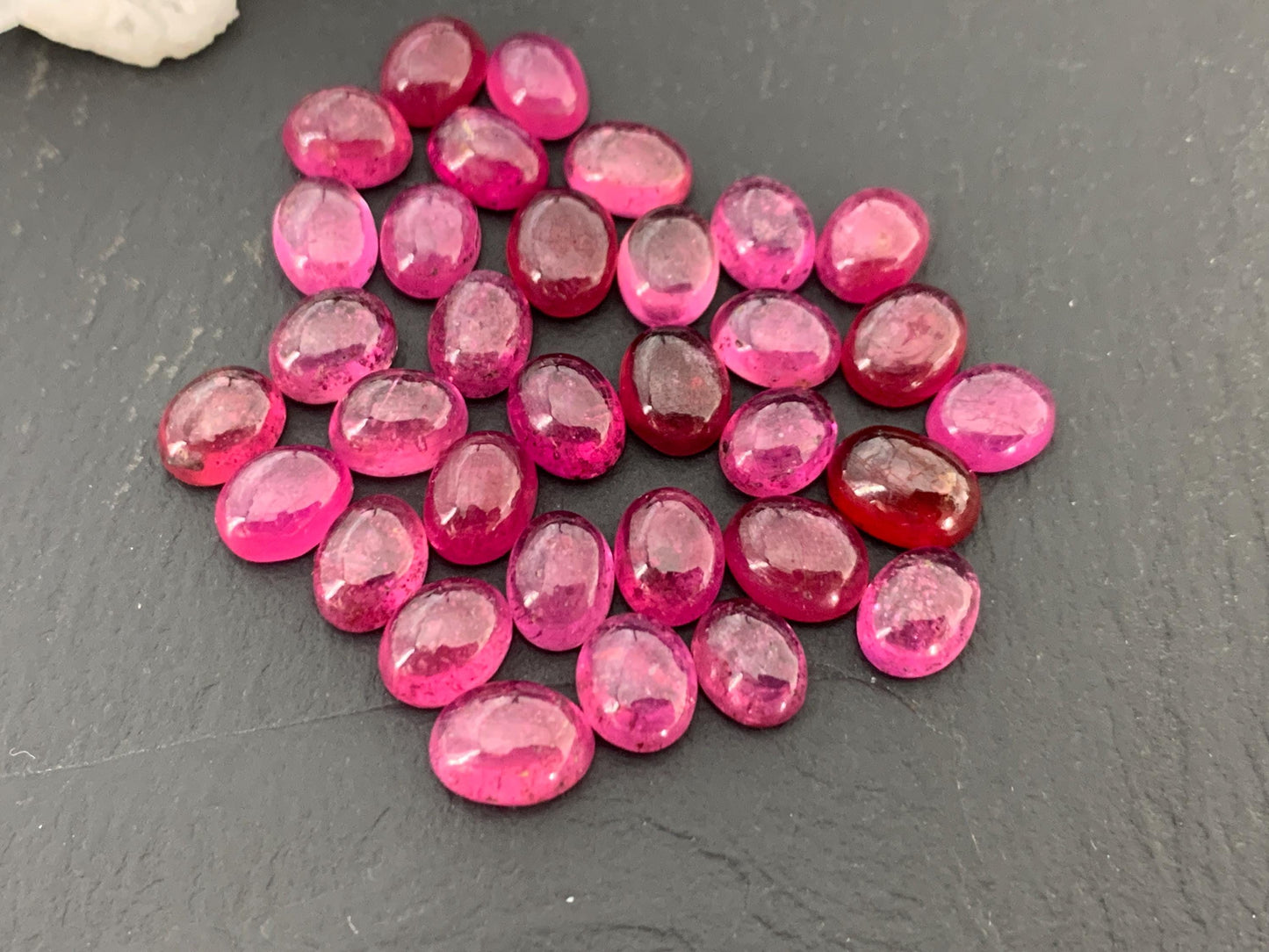Thailand Pink Sapphire oval 7-10mm long cabochon