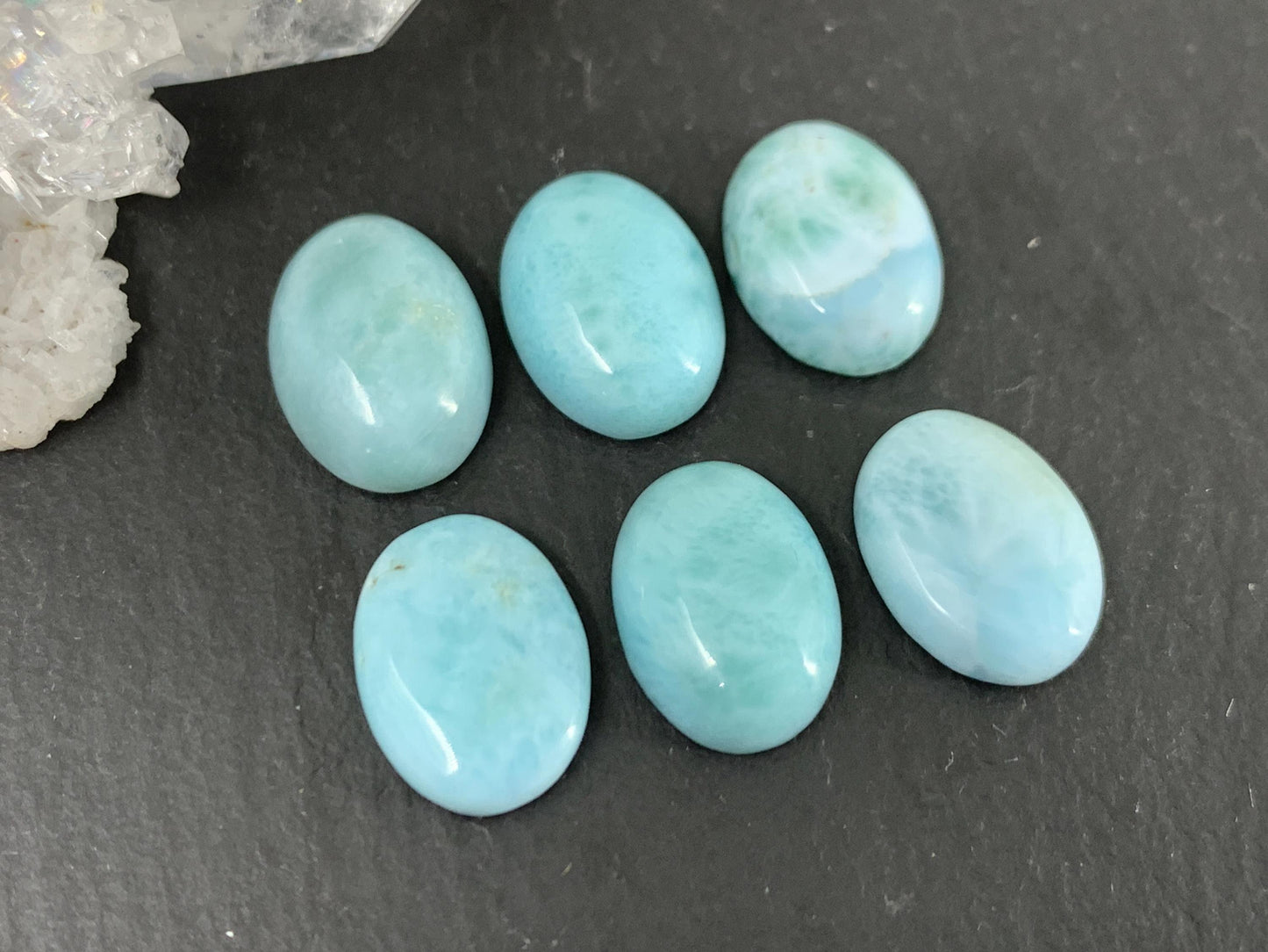 Larimar oval 10x14mm cabochon