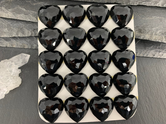 Faceted black Agate heart 20x20mm cabochon - Calibrated cabochons