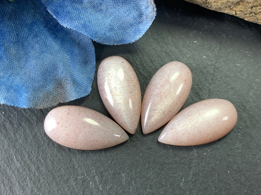 Pink Moonstone pear 10x20mm Cabochon - Calibrated cabochons