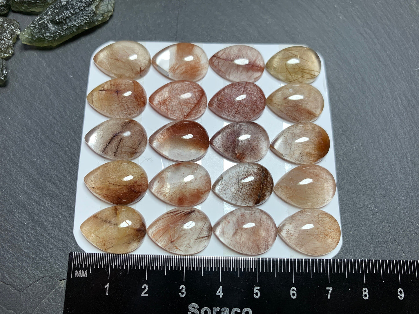 Rutilated Quartz pear 13x18mm cabochon - Calibrated cabochons