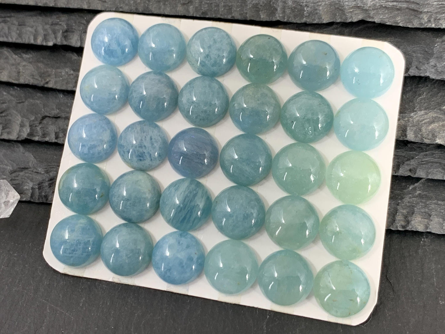 Aquamarine round 12mm cabochon - Calibrated cabochons