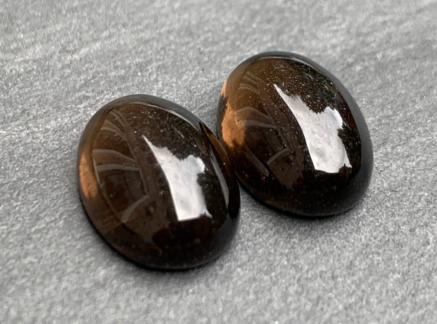 Smokey quartz oval cabochon 10x14mm - Calibrated cabochons
