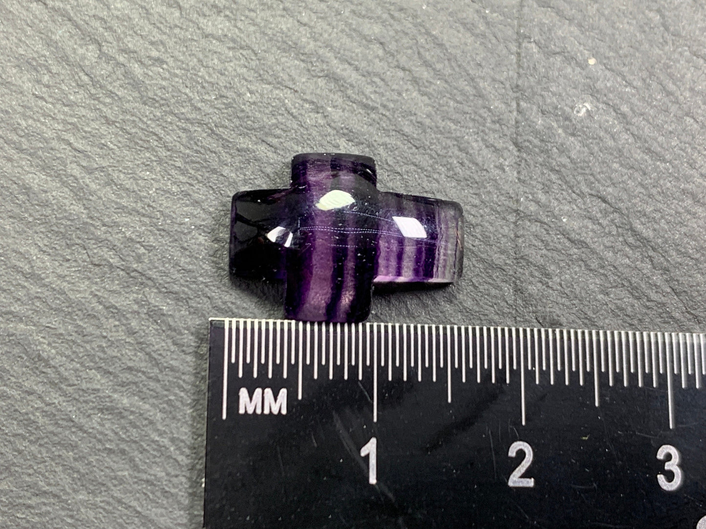 Cross Purple Fluorite Cabochon 12x16mm - Calibrated cabochons