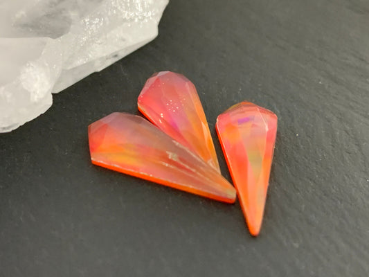 Faceted Aurora Opal kite 8x20mm cabochon - Doubte cabochon